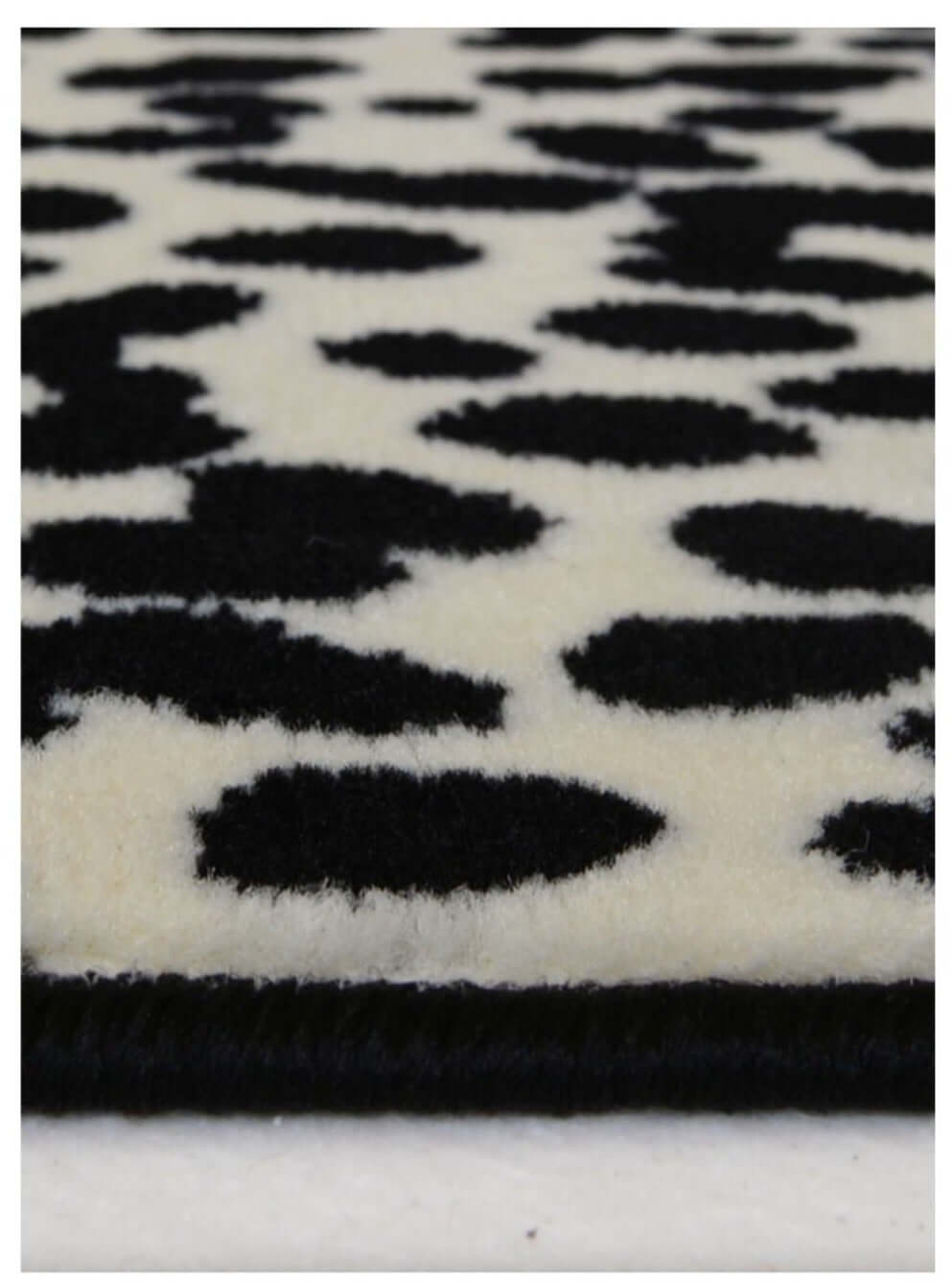 Maestro Dalmation Rug - Black & White