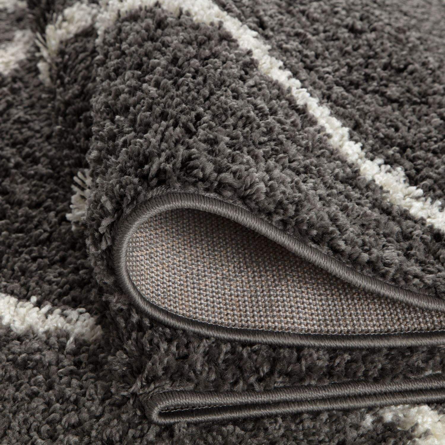 Moroccan Dark Grey Shaggy Rug | 540