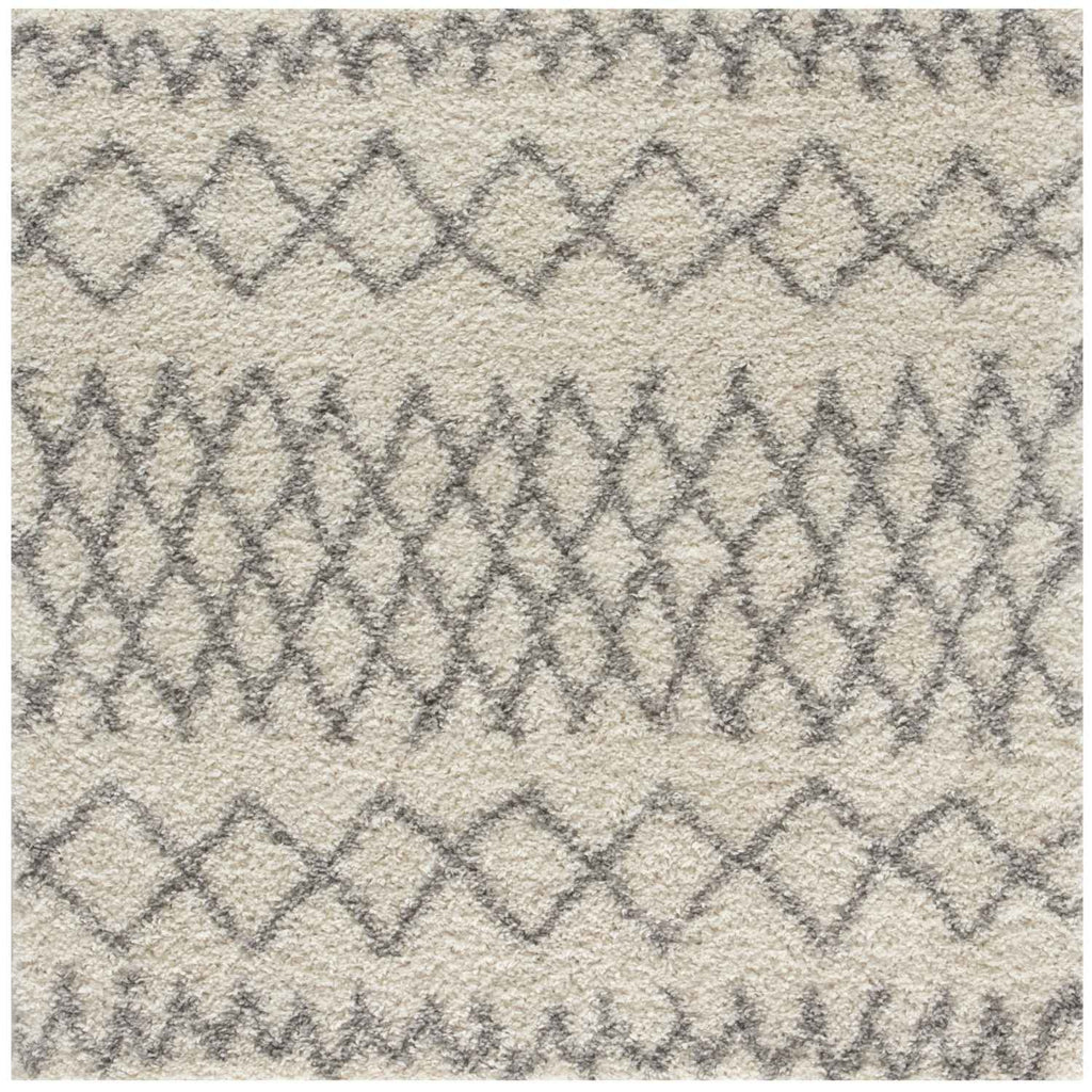 Moroccan Ivory Grey Shaggy Rug | 900