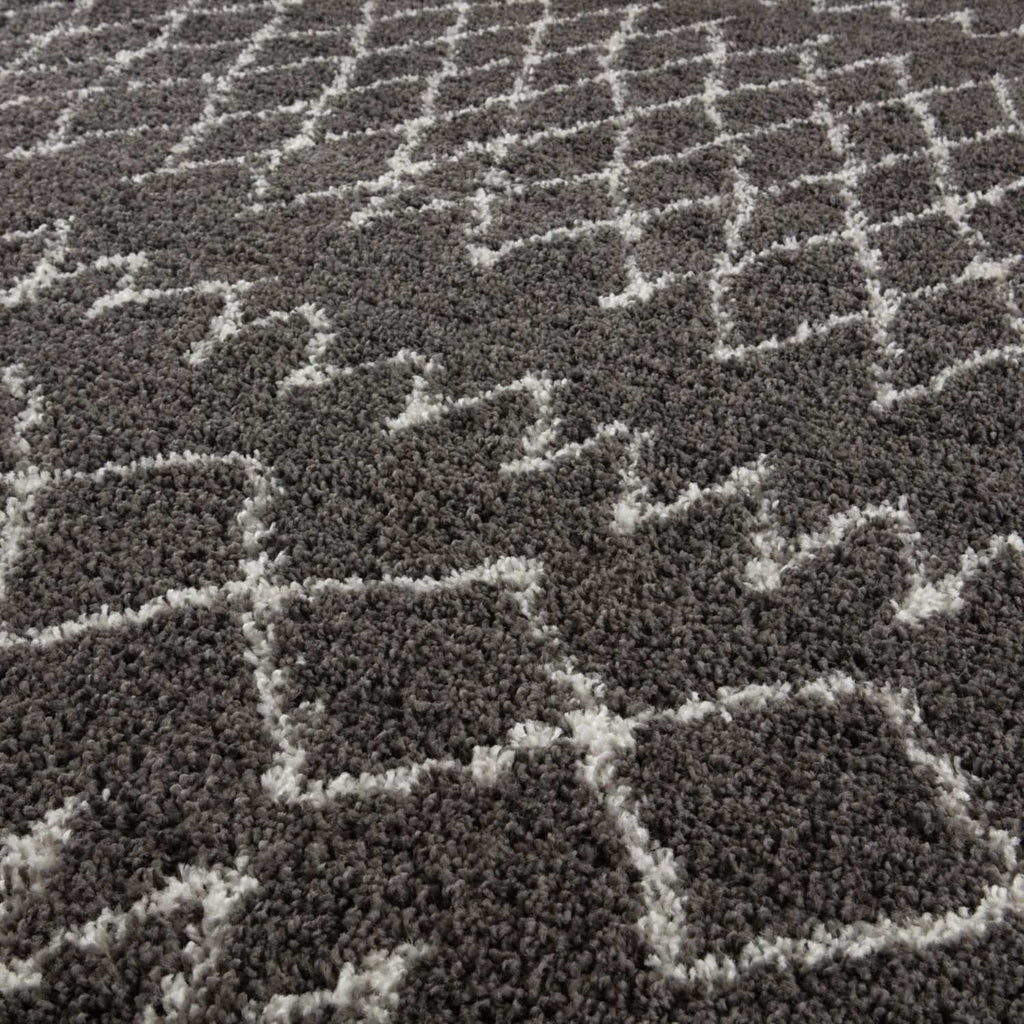 Moroccan Dark Grey Shaggy Rug | 940
