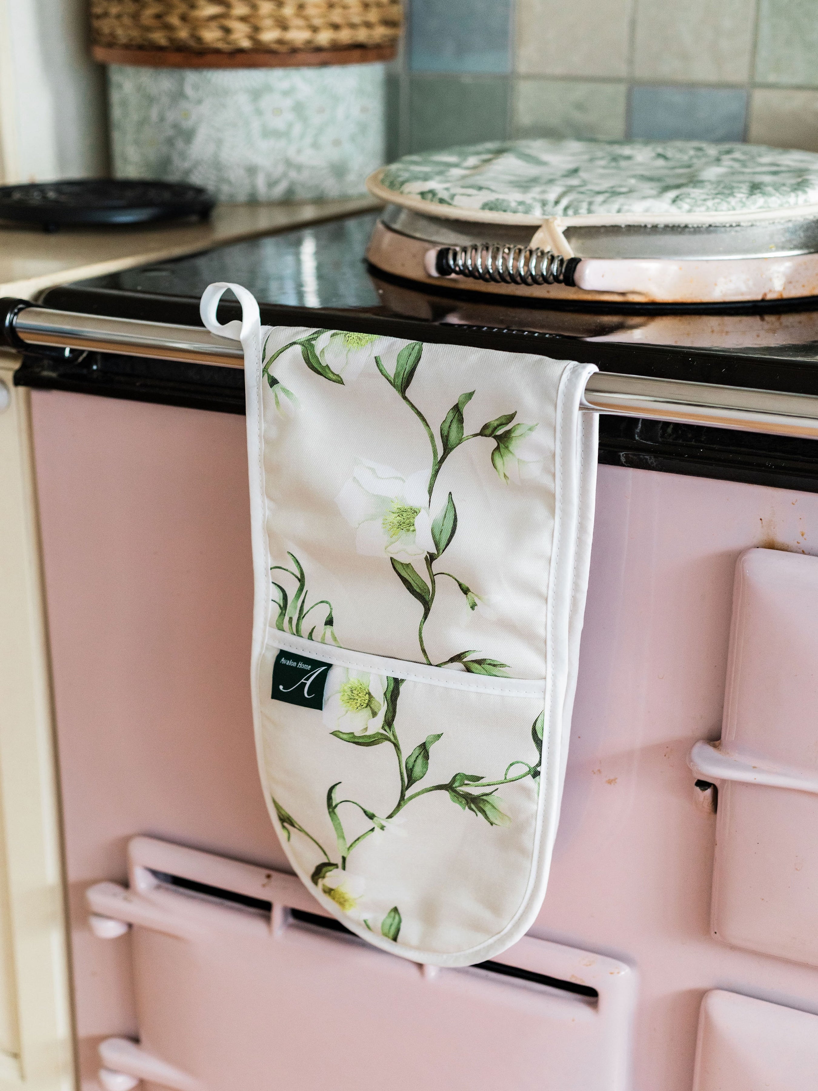 Snowdrop and Hellebore Oven Glove