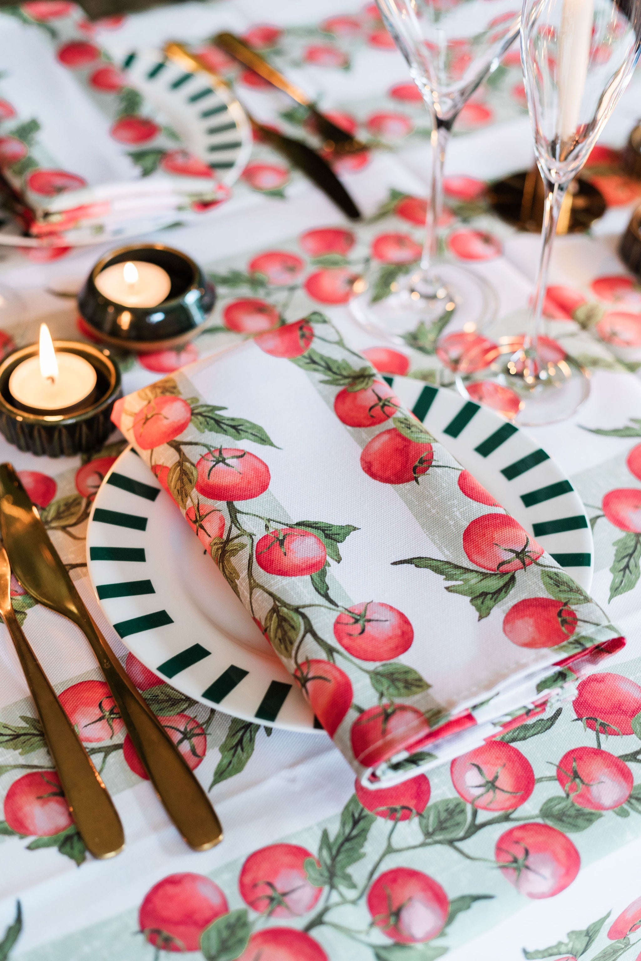 Vine Tomato Napkins (Pair)