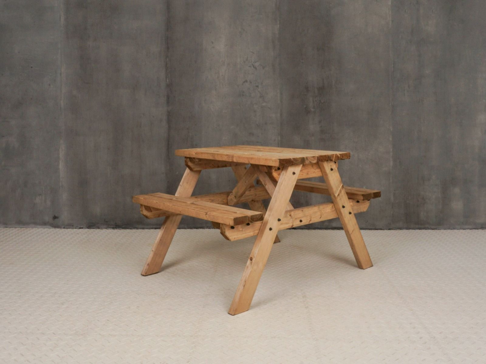 Classic Pub Style Picnic Bench and Table - Rustic Finish
