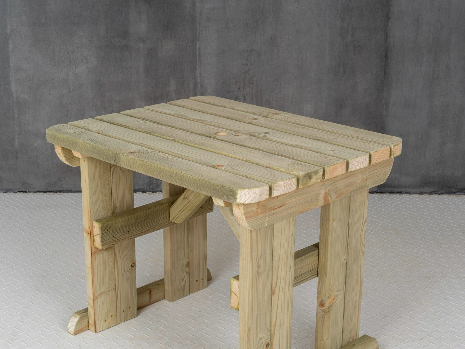Hollies Rounded Wooden Garden Table, Outdoor Picnic Dining Desk