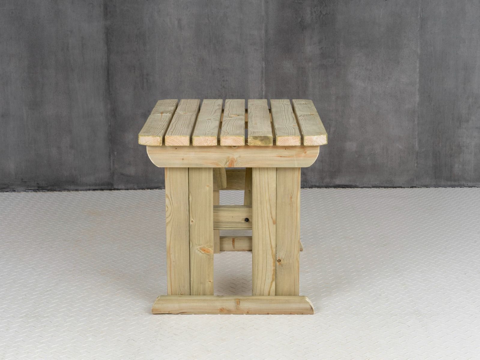Hollies Rounded Wooden Garden Table, Outdoor Picnic Dining Desk