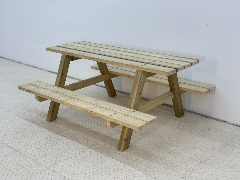 Premium Classic Pub Style Bench - Heavy Duty