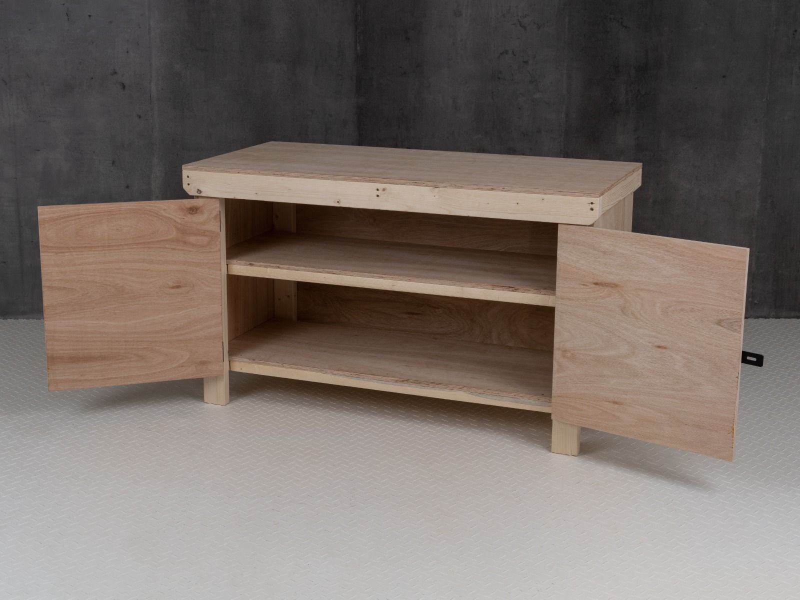 Wooden Eucalyptus hardwood top workbench with lockable cupboard (V.9) with double shelf