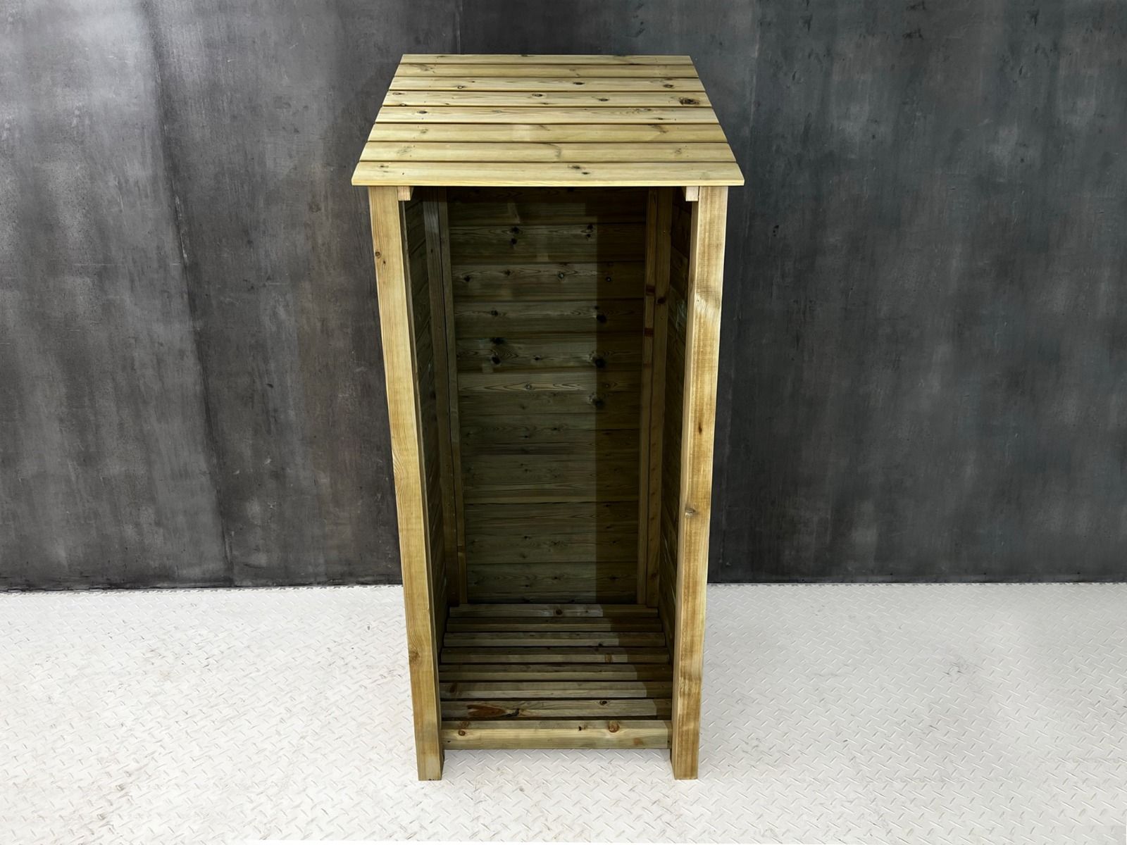 Wooden Premium Tongue/Groove Log Store (W-79cm, H-126cm or H-180cm, D-88cm)