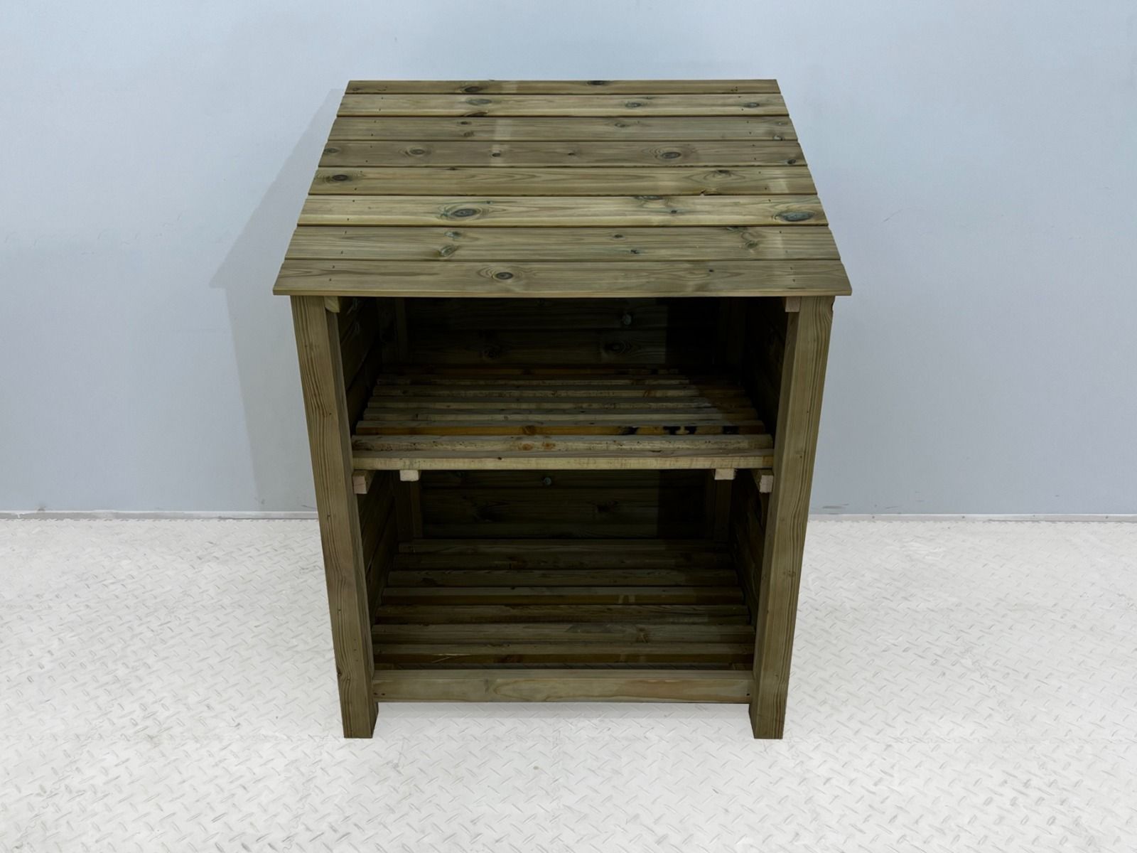 Wooden Premium Tongue/Groove Log Store with Shelf (W-99cm, H-126cm or H-180cm, D-88cm)