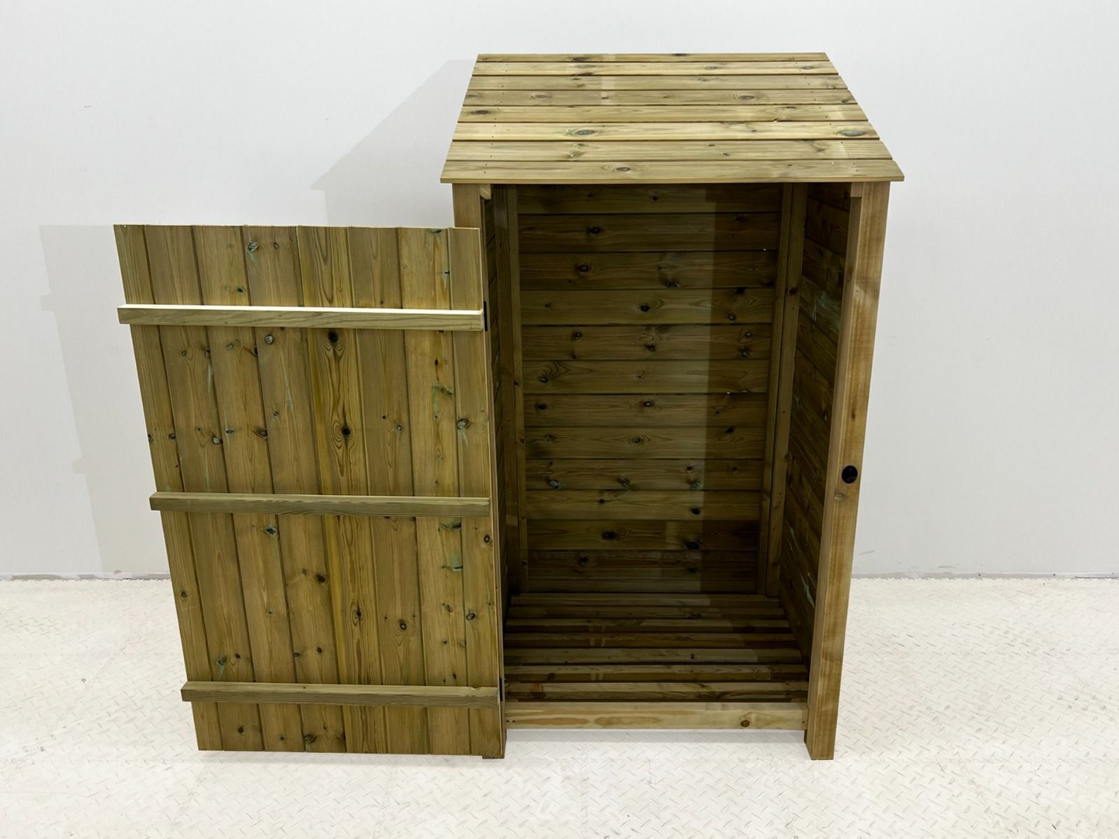 Wooden Premium Tongue/Groove Log Store with Door (W-99cm, H-126cm or H-180cm, D-88cm)